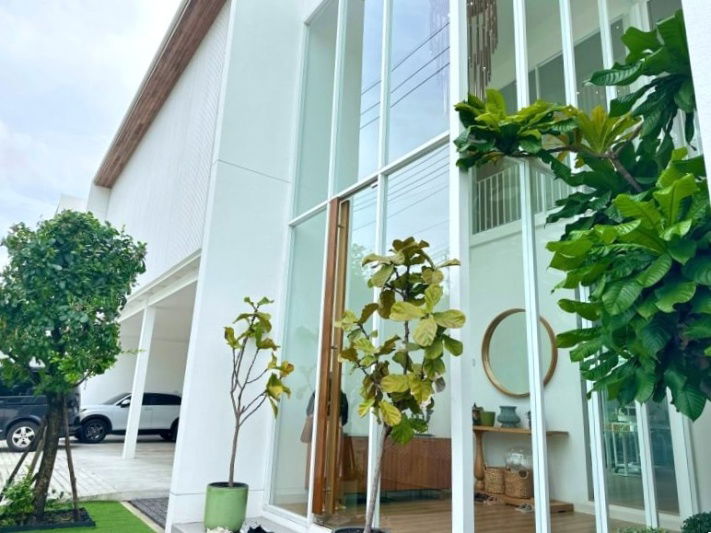รูป ✨ ขายพูลวิลล่าหรู 3 ชั้น บ้านตรีธารา TRITARA วัชรพล-สุขาภิบาล 5  - รูปที่ 3/17