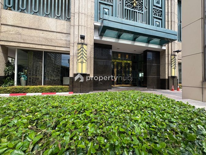 Ivy Thonglor