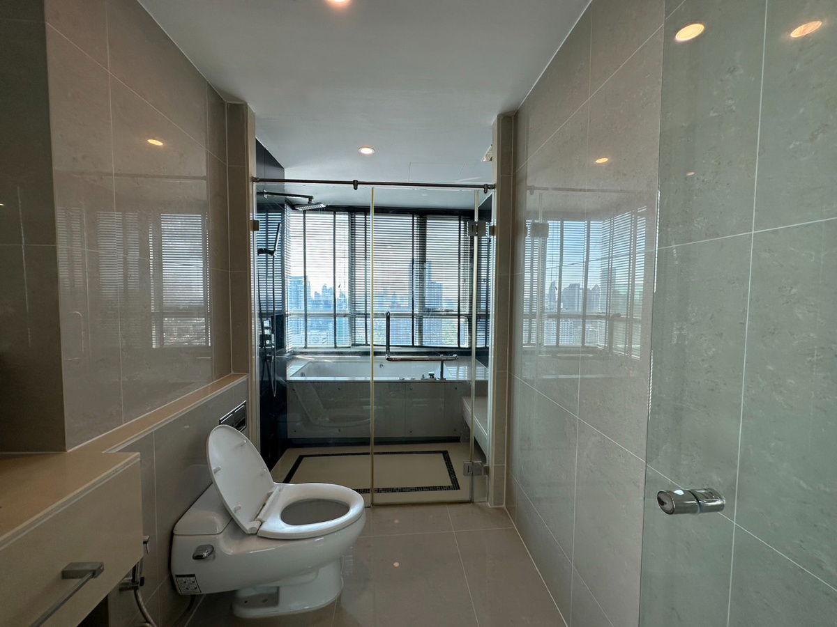 รูป เจ้าหน้าที่โครงการ🌇เช่า ดิ แอดเดรส อโศก 63,000บาท【124.sqm 2ห้องนอน 2ห้องอาบน้ำ🏡วิวโล่งชั้นสูง】 - รูปที่ 5/40