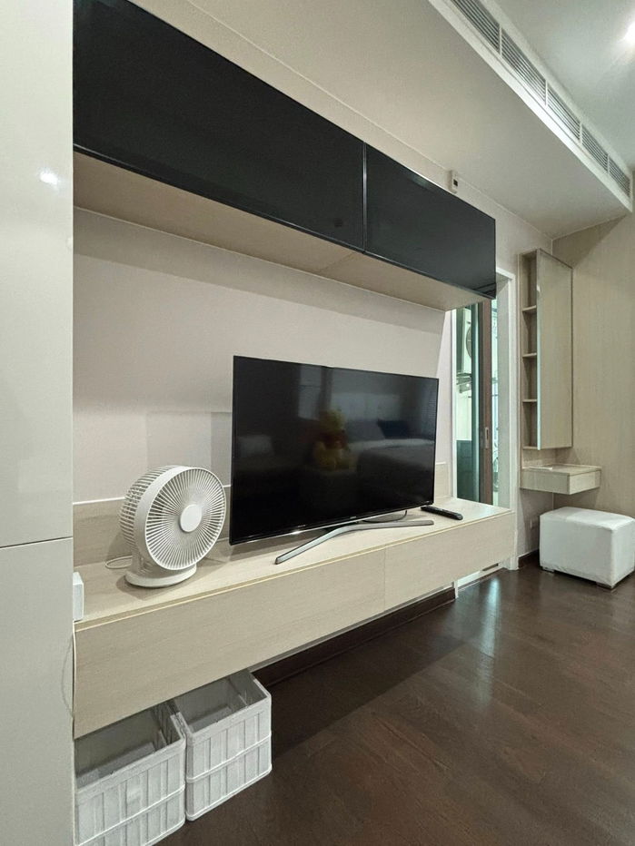 picture Q Asoke condominium For rent . - 8/11