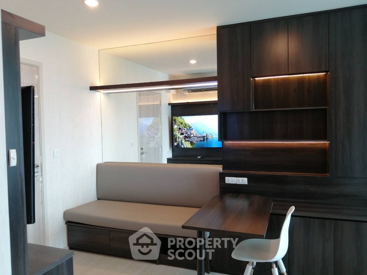 picture 1-BR Condo at Life Asoke near ARL Makkasan (ID 621257) - 7/9