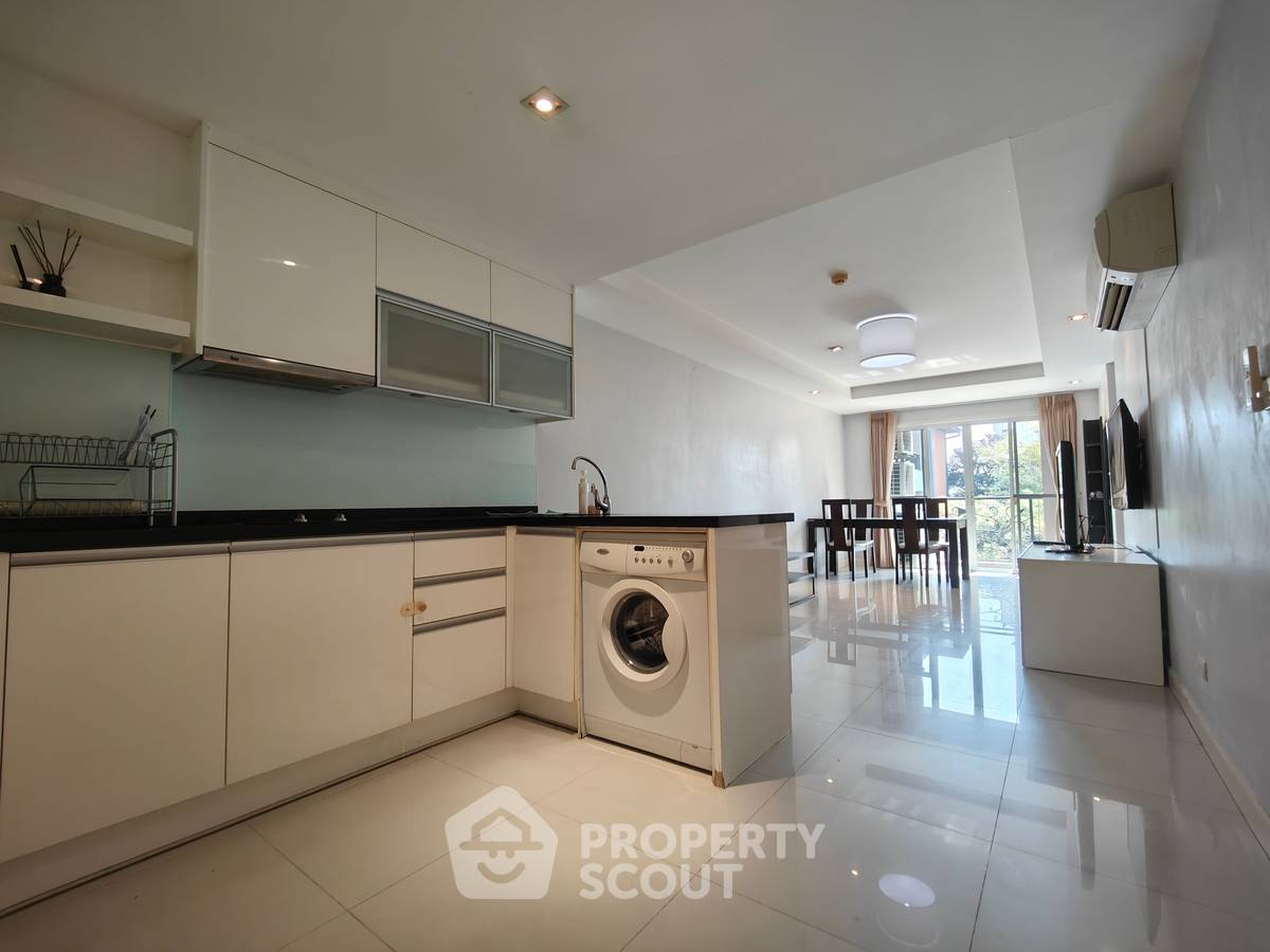 picture 2-BR Condo at Le Nice Ekkamai Condominium near BTS Ekkamai (ID 1991526) - 2/22