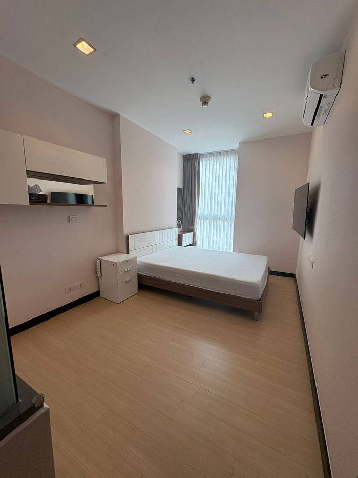 picture The room is empty, just renovated, brand new. Ideo Q Phayathai 1b1B 40.7SQM. Only 22K/Month. Ready to watch !! - 4/6