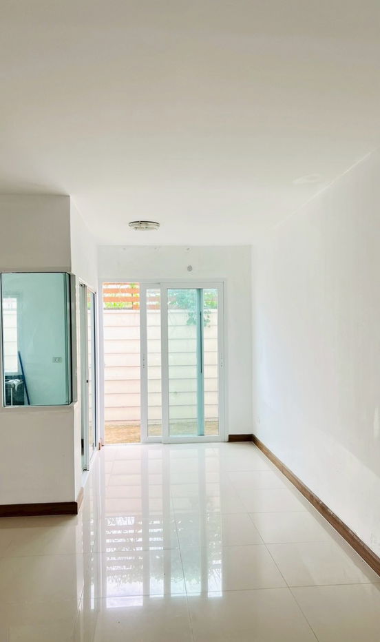 รูป 🏡 ขายทาวน์โฮม 3 ชั้น พร้อมอยู่ ทำเลดี เดินทางสะดวก ใกล้ทางด่วน @The Trust Townhome เกษตร-นวมินทร์-นวลจันทร์ - รูปที่ 5/20