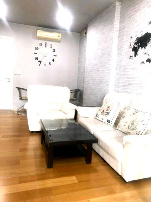 Condos for rent Shrewsbury International School : Hive Sathorn | Near BTS Krung Thonburi
