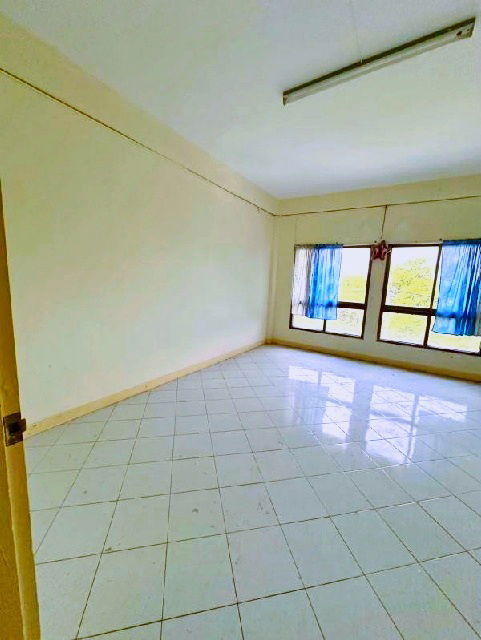 picture Dohome MapTaPhut Rayong 1.4km. Lotus MapTaPhut Rayong 400m. For rent 2 commercial buildings 3-storey - 8/8