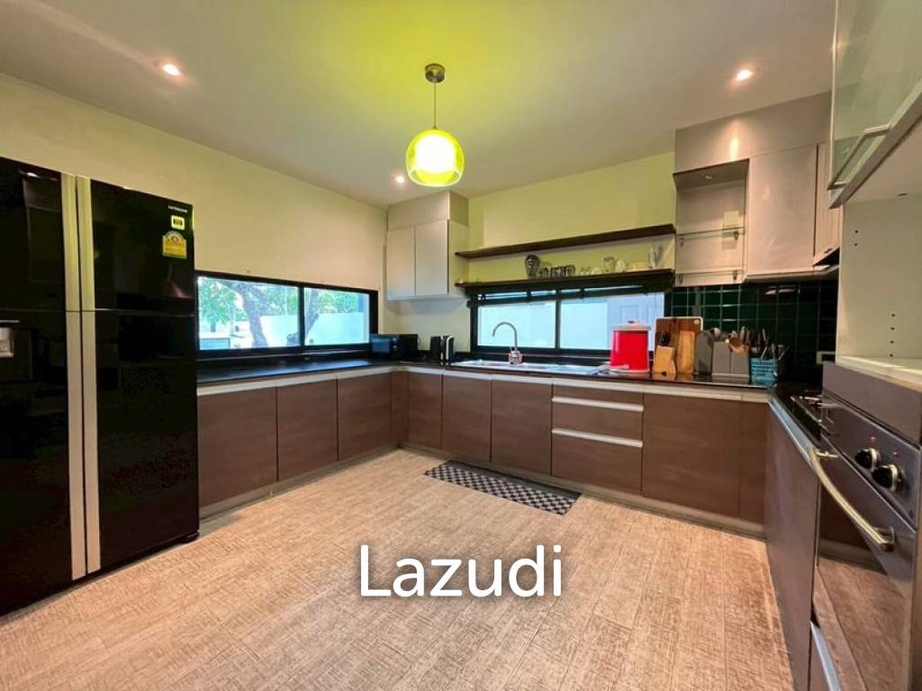 รูป 3 Beds 3 Baths 195 SQ.M. Baan Natcha Village - รูปที่ 6/20