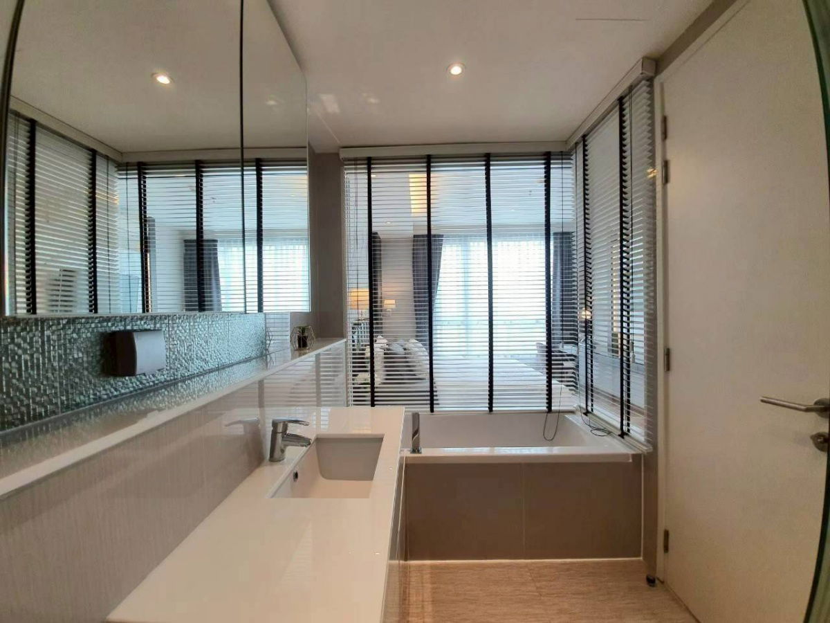 รูป ซื้อ ขาย  H sukhumvit43  Low-rise Luxury Condo ความสงบที่หาได้ยาก  สุขุมวิทใจกลางเมือง   Line ID : @951qfbfi - รูปที่ 16/18
