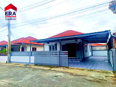 Houses for sale : Single Storey Home 42 sq.wah in Sukcharoen 2, Sriracha Great Location Near Sahapat