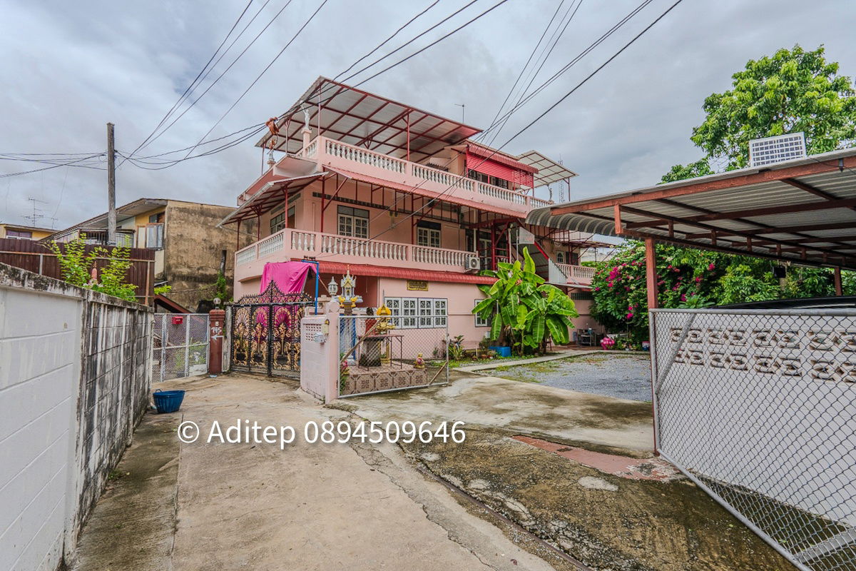 รูป ขายด่วน! บ้านเดี่ยว 154 ตรว. พร้อมกิจการโฮมสเตย์มีใบอนุญาต สร้างรายได้ทันที! เดินถึง MRT สิรินธร 500 ม. ใกล้สะพานซังฮี้ - รูปที่ 6/26