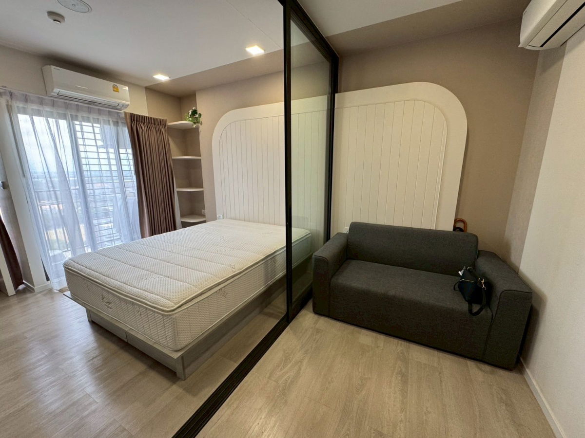 รูป Modiz Launch (โมดิซ ลอนช์) ห้องสวย เครื่องใช้ไฟฟ้า-เฟอร์นิเจอร์ครบ   วิวมธ. ห้องใหม่ เจ้าของไม่เคยปล่อยเช่า พร้อมอยู่  - รูปที่ 2/8