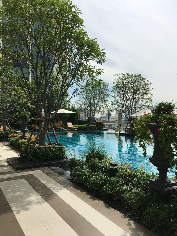 picture Q Asoke condominium For rent . - 6/11