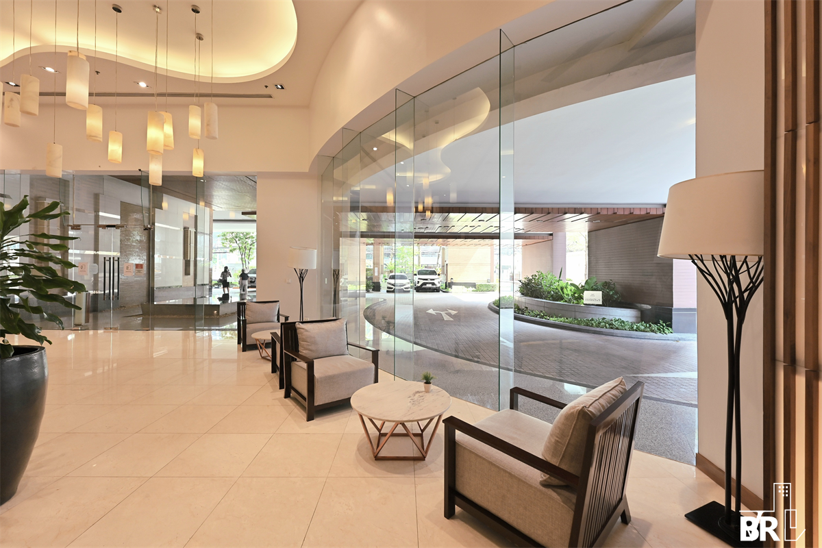 picture Siri Residence Luxury Condo in Central City Location near BTS Phrom Phong - 5/9