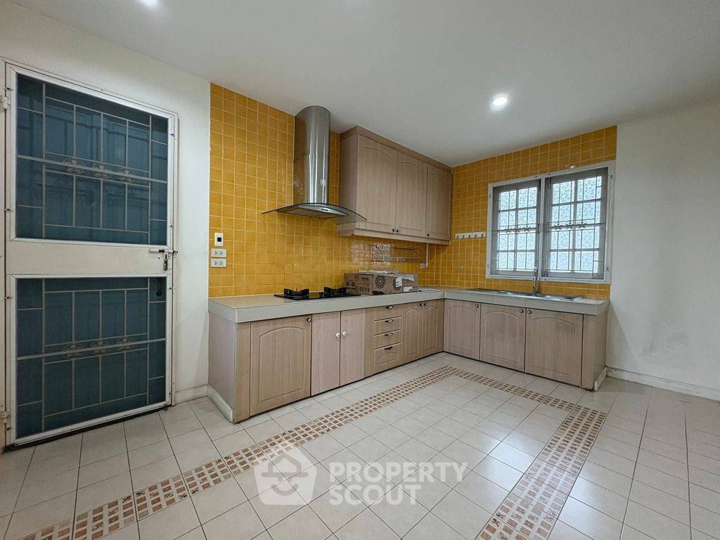 รูป บ้าน 4-ห้องนอน ใน บางจาก (ID 1963237) - รูปที่ 20/28