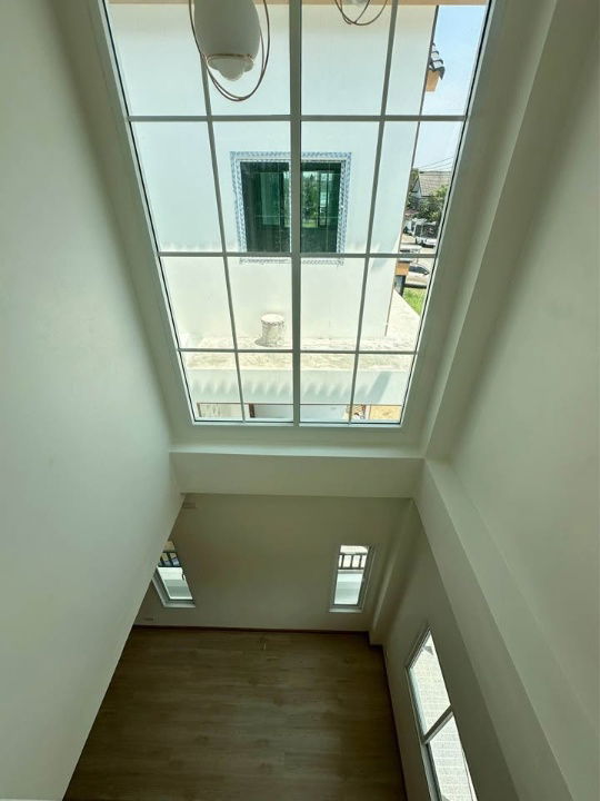 picture Newly built 2-storey house for sale in minimal style. Beautiful, high-quality home in the Hang Dong area with convenient access- SW002726 - 10/26