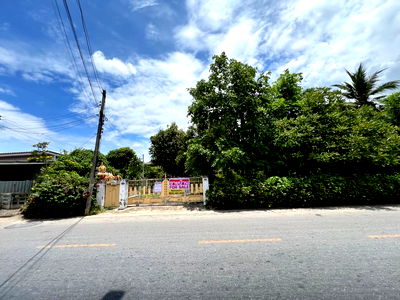 ที่ดิน วิทยาลัยอาชีวนครปฐม : ขายที่ดิน 2 ไร่ ใจกลางนครปฐม เหมาะซื้ออยู่เอง ลงทุน หรือพัฒนาโครงการ เดินทางสะดวก ใกล้กรุงเทพฯ 
