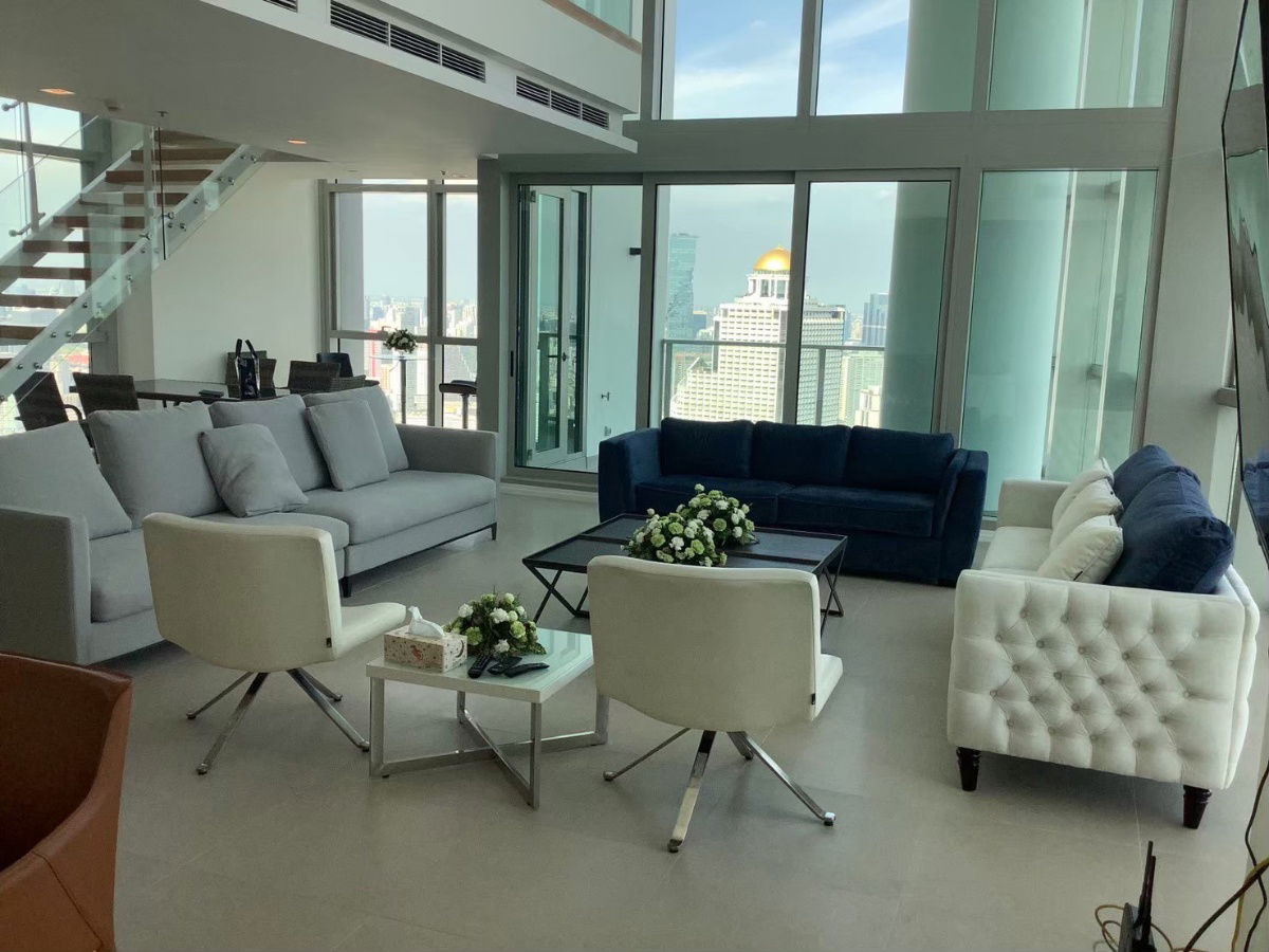 picture For Rent: Luxurious Duplex Condominium at The River Breathtaking River and City Views from the 67-68th Floor – 3 Bedrooms, 4 Bathrooms - 2/11