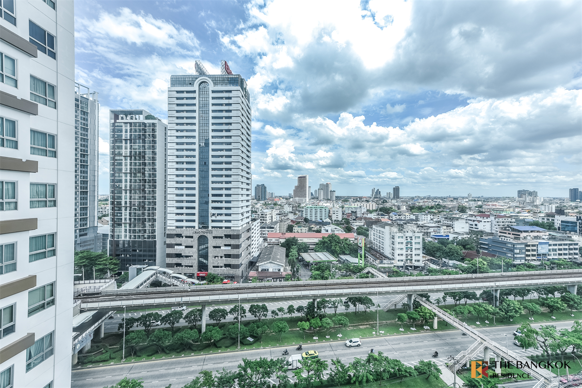 picture Q House Condo Sathorn near BTS Krung Thonburi Ultimate Luxury Lifestyle with Convenience - 4/10