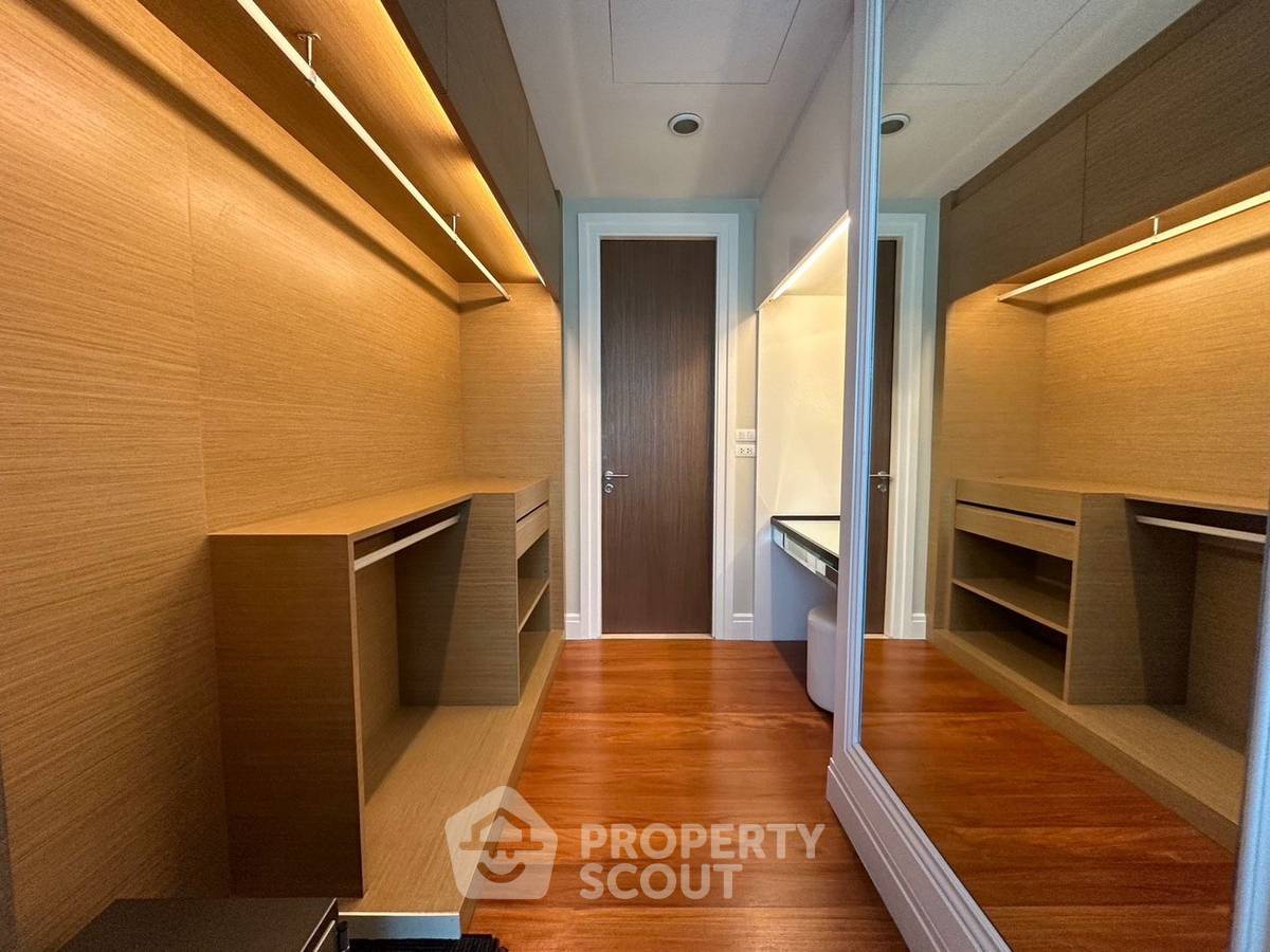 picture 3-BR Condo at Bright Sukhumvit 24 Condominium near BTS Phrom Phong (ID 2159196) - 6/28