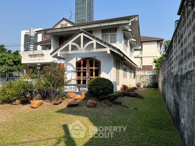 บ้าน 3-ห้องนอน ใกล้ ทองหล่อ (ID 2080504)