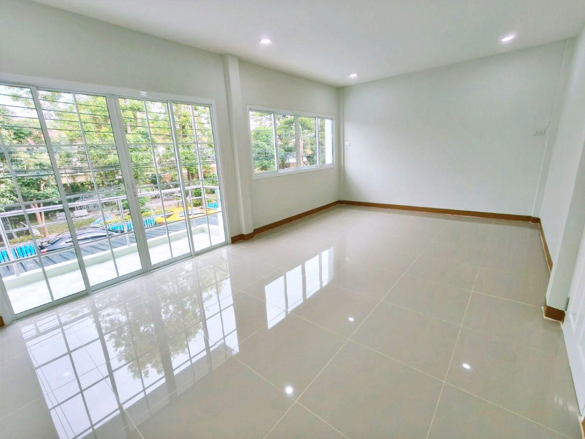รูป ทาวน์เฮ้าส์ 2 ชั้น หมู่บ้านณัฐกานต์ สายไหม 64รีโนเวทใหม่ พร้อมอยู่   ใกล้ สนามบินดอนเมือง รถไฟฟ้า BTS สายสีเขียว รพ.ภูมิพล - รูปที่ 13/13
