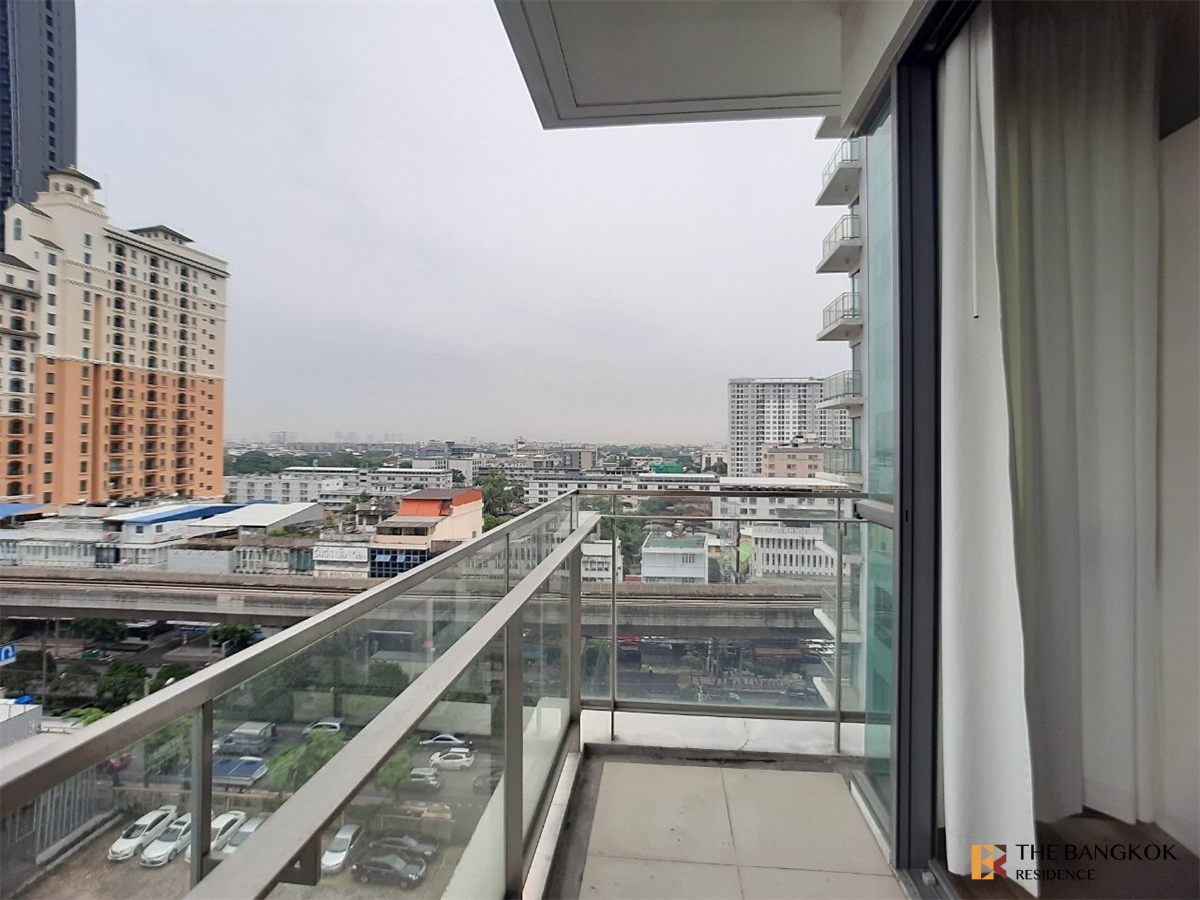 picture The Room Sukhumvit 62 Ultimate Luxury Lifestyle with Convenience near BTS Punnawithi - 8/10