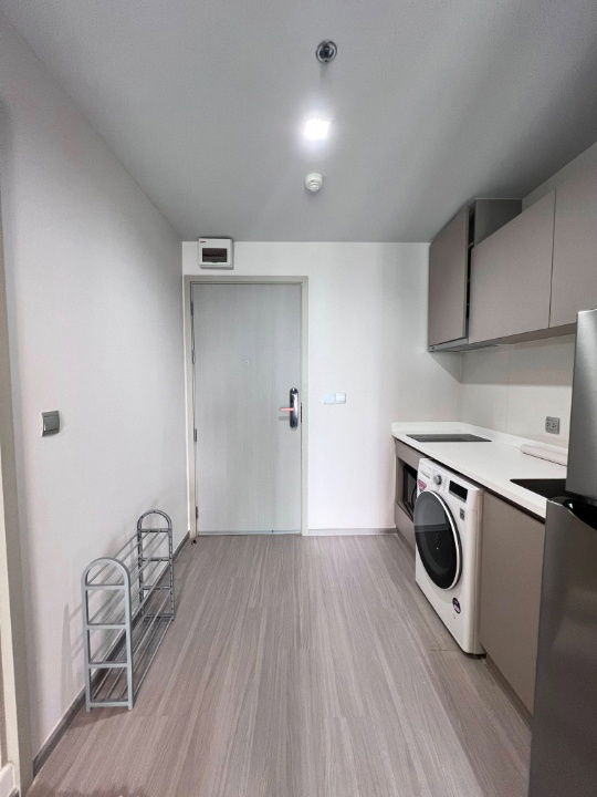 picture Condo for sale, Life Ladprao, ready to move in, unblocked view, opposite Central Ladprao, next to BTS Ha Yaek Ladprao Station.-SW002730 - 4/10