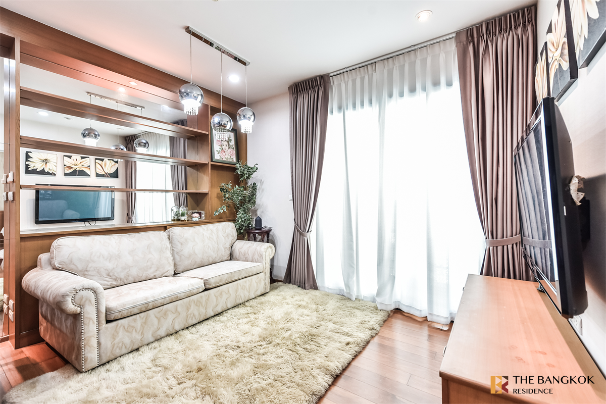 picture The Vertical Aree Luxury Condo Ready to Move-in at the Best Location near BTS Ari - 7/10