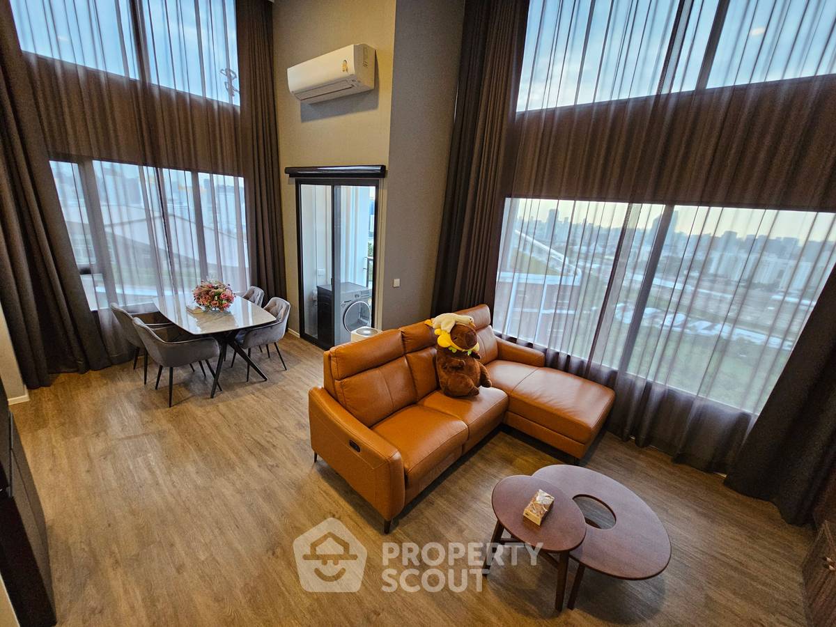 picture 2-BR Condo at Landmark @MRTA Station in Bang Kapi (ID 900132) - 2/17