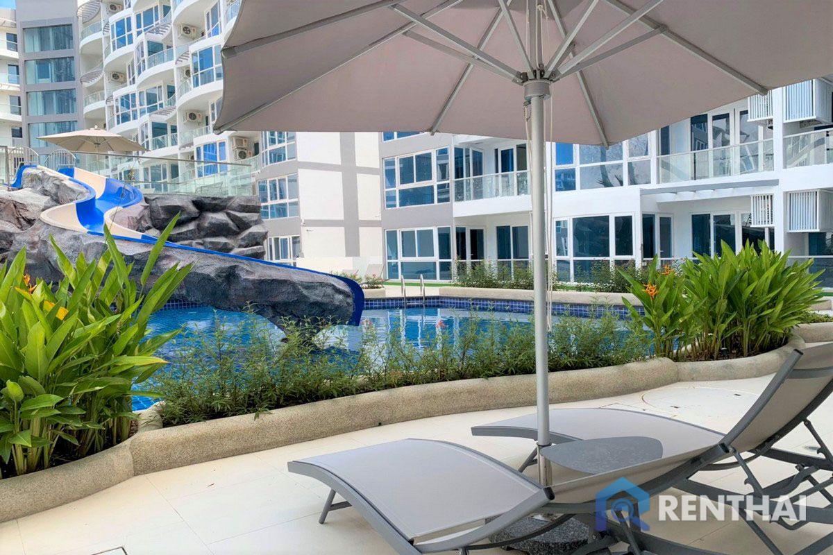 picture Fully furnished Grand Avenue Residence Pattaya condominium is available for only 5.99 million baht, offering a beautiful pool view. - 24/25