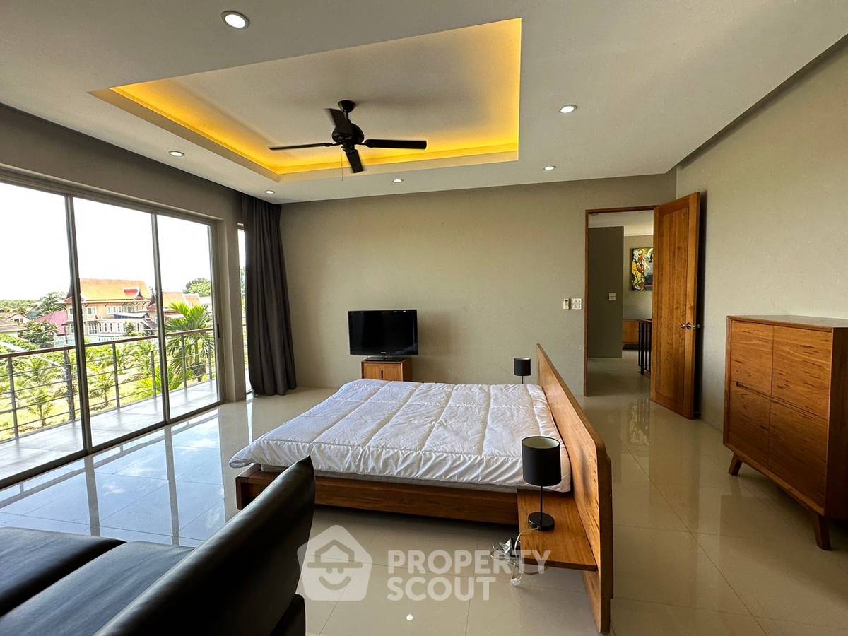 picture 4-BR Villa in Chalong (ID 1403897) - 10/18