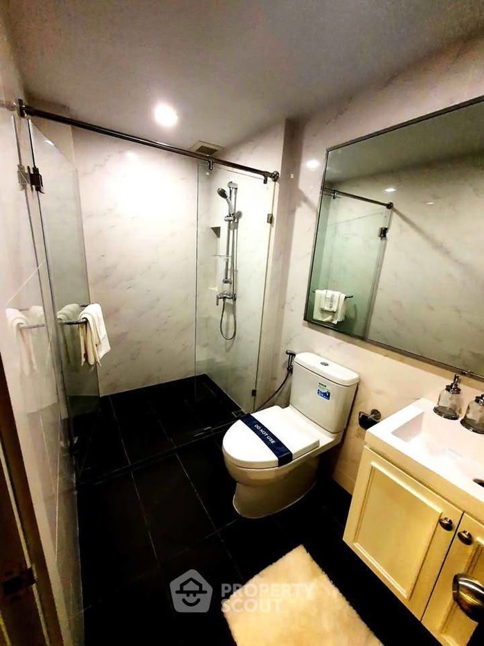 picture 2-BR Condo at Maestro 01 Sathorn - Yenakat near MRT Khlong Toei (ID 2129953) - 7/10