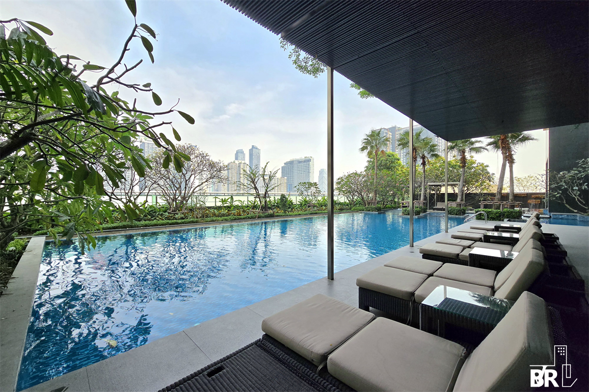 picture The Address Asoke Luxury Unit, Ready for You Without the Wait near MRT Phetchaburi Station - 3/9