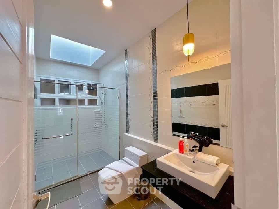 รูป บ้าน 4-ห้องนอน ที่ บ้านดุสิต พัทยา ฮิลล์ ใกล้ เมืองพัทยา (ID 1823874) - รูปที่ 22/27