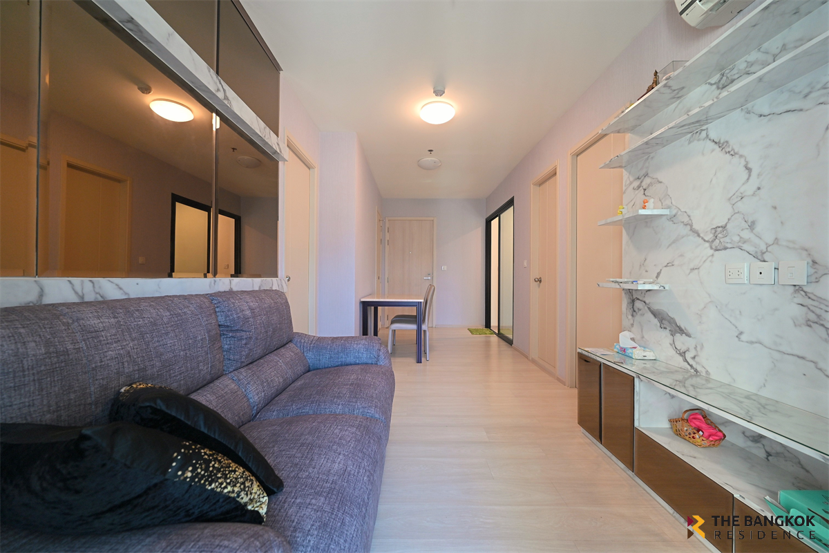 picture The Privilege of Luxury in an Economic Hub Location Life Asoke near MRT Phetchaburi Station - 8/10
