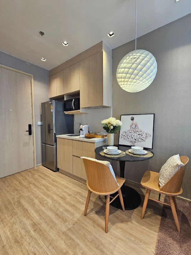 picture Noble State 39 | Near BTS Phrom Phong - 11/14