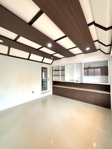 ให้เช่าบ้านเดี่ยว 3 ห้องนอน เขตบางกะปิ