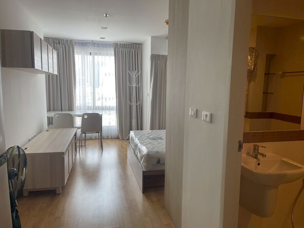 รูป PRO-38 ปล่อยเช่า Condo Casa อโศก-ดินแดง ราคา 10,000 บาท/เดือน  ใกล้ MRT พระราม 9 ขนาด 26.00 ตรม. ห้องสวยพร้อมเข้าอยู่  *0659174222* - รูปที่ 7/12