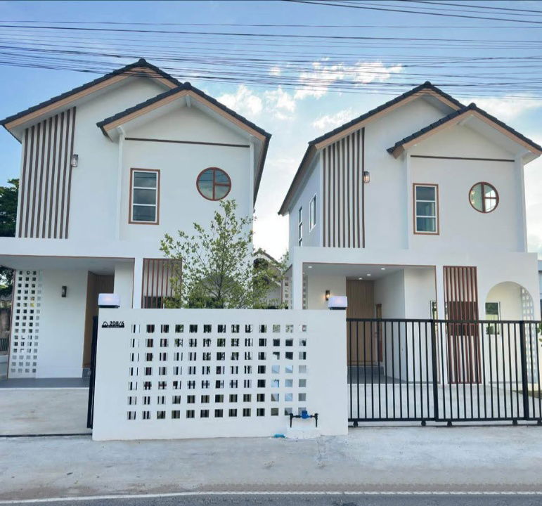picture Newly built 2-storey house for sale in minimal style. Beautiful, high-quality home in the Hang Dong area with convenient access- SW002726 - 2/26