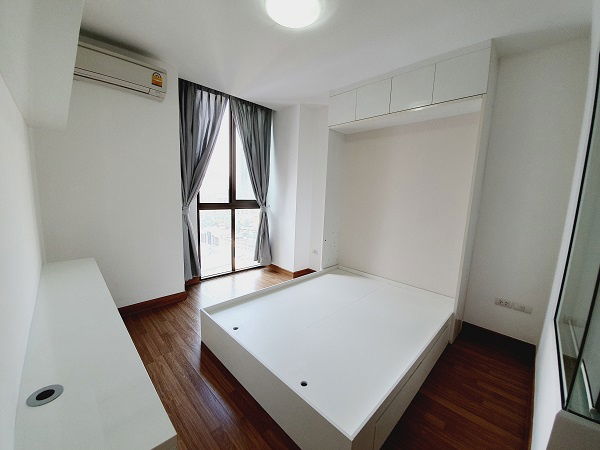 picture 🔔For rent🔔 Newly renovated corner unit on 19th floor, balcony facing north at Ideo Mix Sukhumvit 103 - 7/18