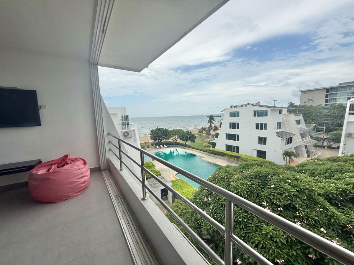 picture For rent Beach front Town house  - 11/33