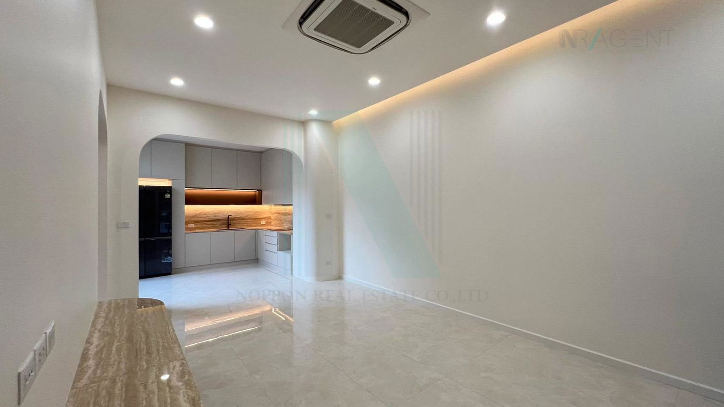 picture 🎉 For Sell Town house DEMI SATHU 49 3-story 3 bedroom 4 bathroom - 2/8