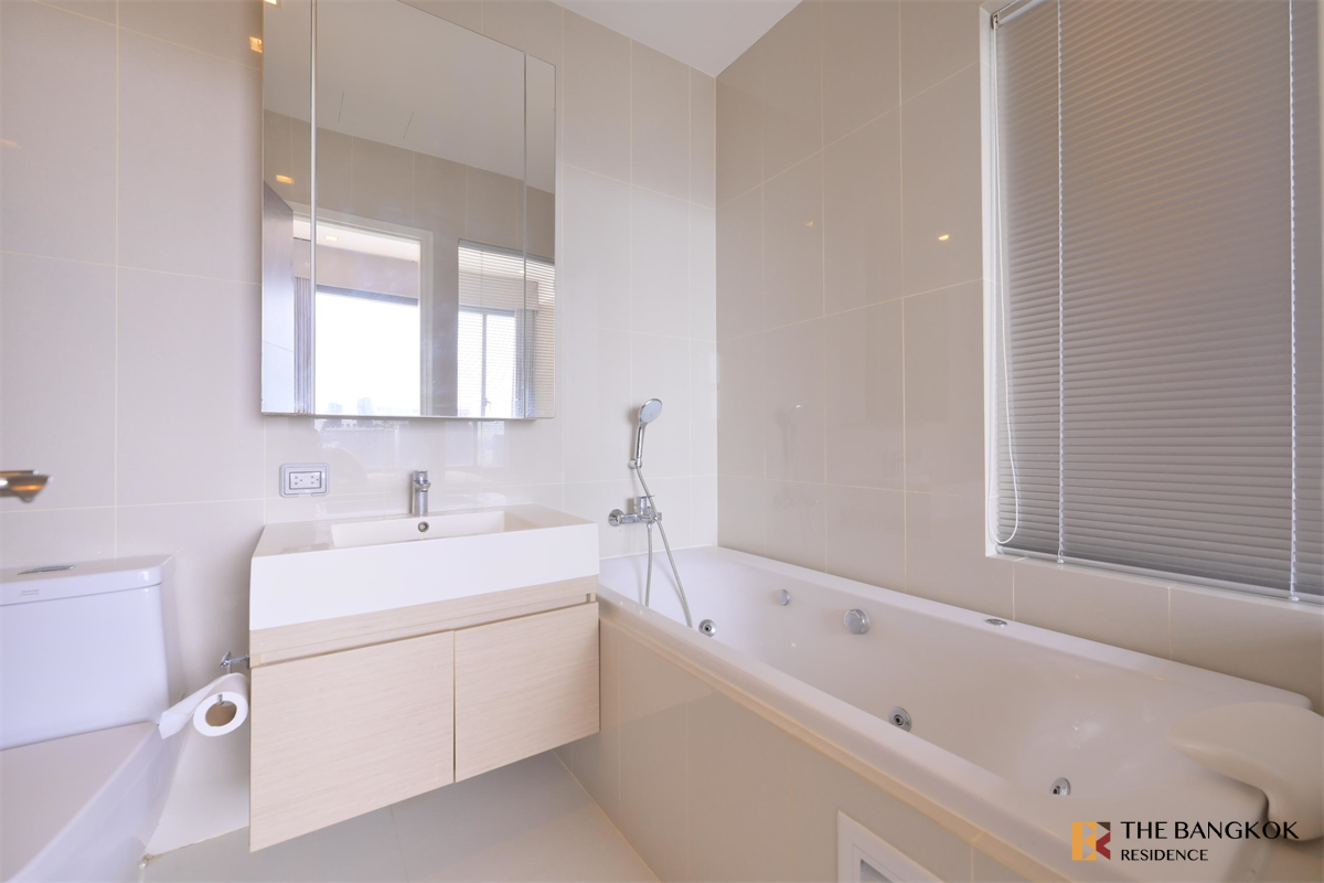 picture Q Asoke near MRT Phetchaburi Station Ultimate Luxury Lifestyle with Convenience - 9/10