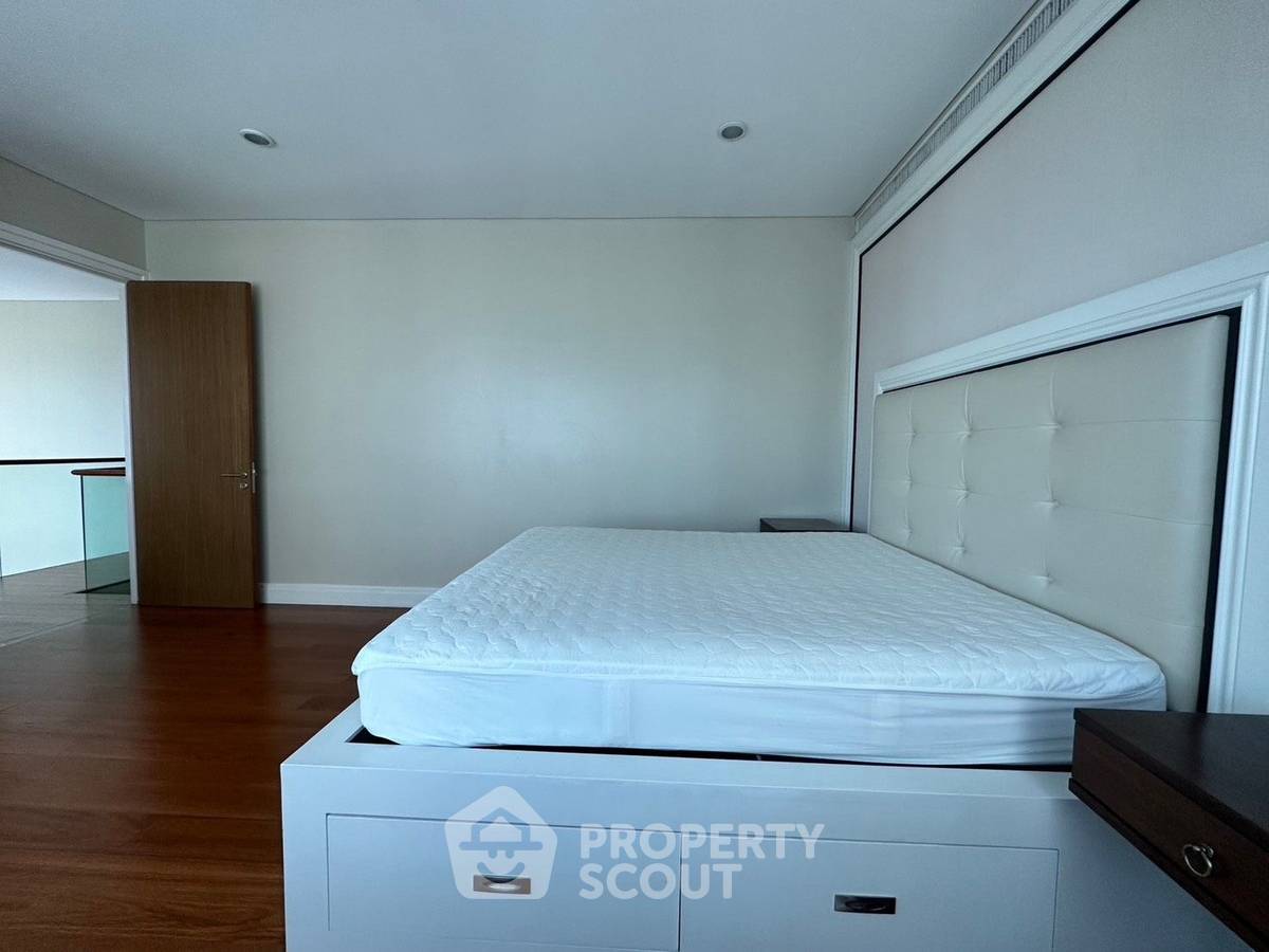 picture 3-BR Condo at Bright Sukhumvit 24 Condominium near BTS Phrom Phong (ID 2159196) - 17/28