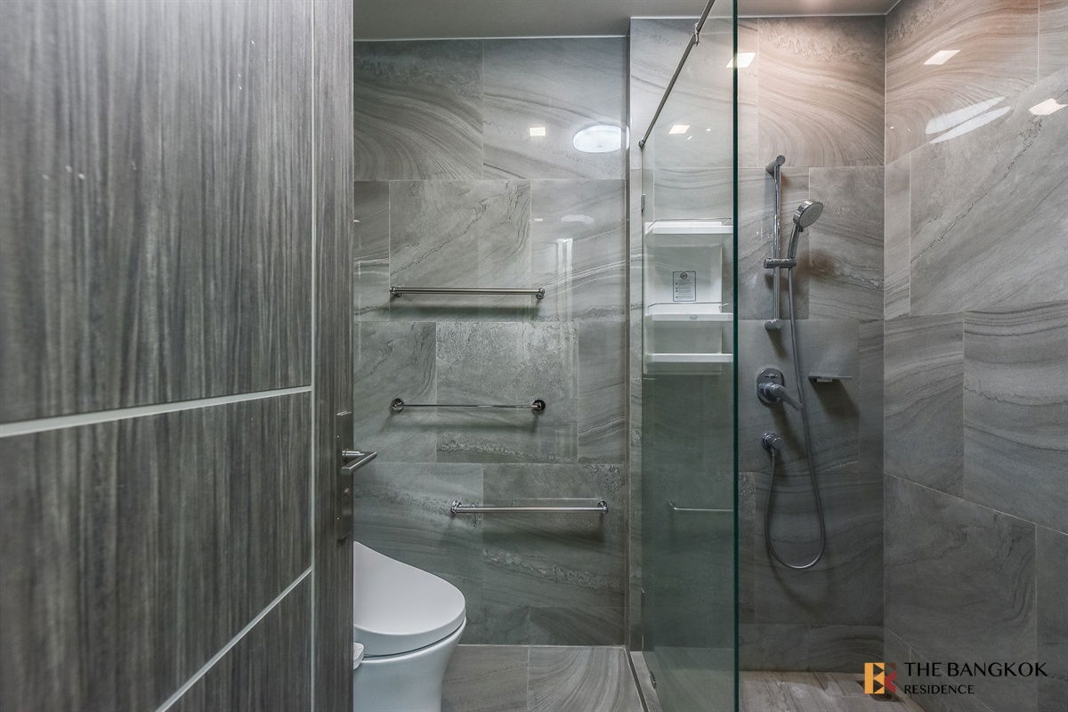 รูป ให้เช่าห้องสวยมากใหม่เว่อร์ Ideo Q Victory 1B1B 55 sqm. ตำแหน่งพิเศษ เพียง 39K/Month เท่านั้น !! - รูปที่ 5/5