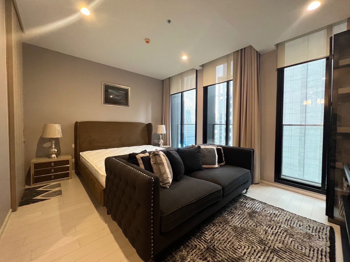 รูป ● Modern style ● ตึก C ชั้น 10+, Type A11 | 1 ห้องนอน 44.89 ตร.ม. | คอนโดมี Skywalk เชื่อมเข้า BTS เพลินจิต, Central Embassy - รูปที่ 4/16