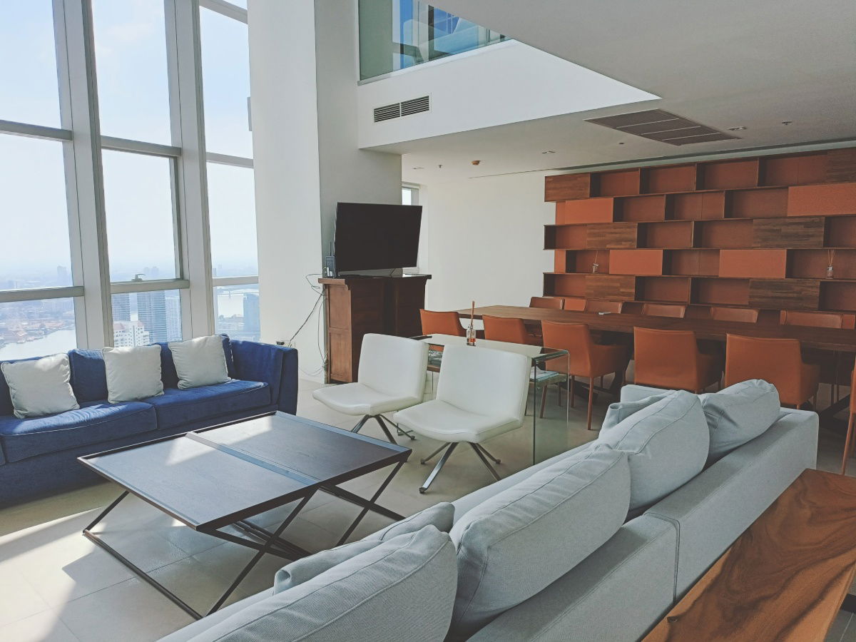 picture For Rent: Luxurious Duplex Condominium at The River Breathtaking River and City Views from the 67-68th Floor – 3 Bedrooms, 4 Bathrooms - 3/11