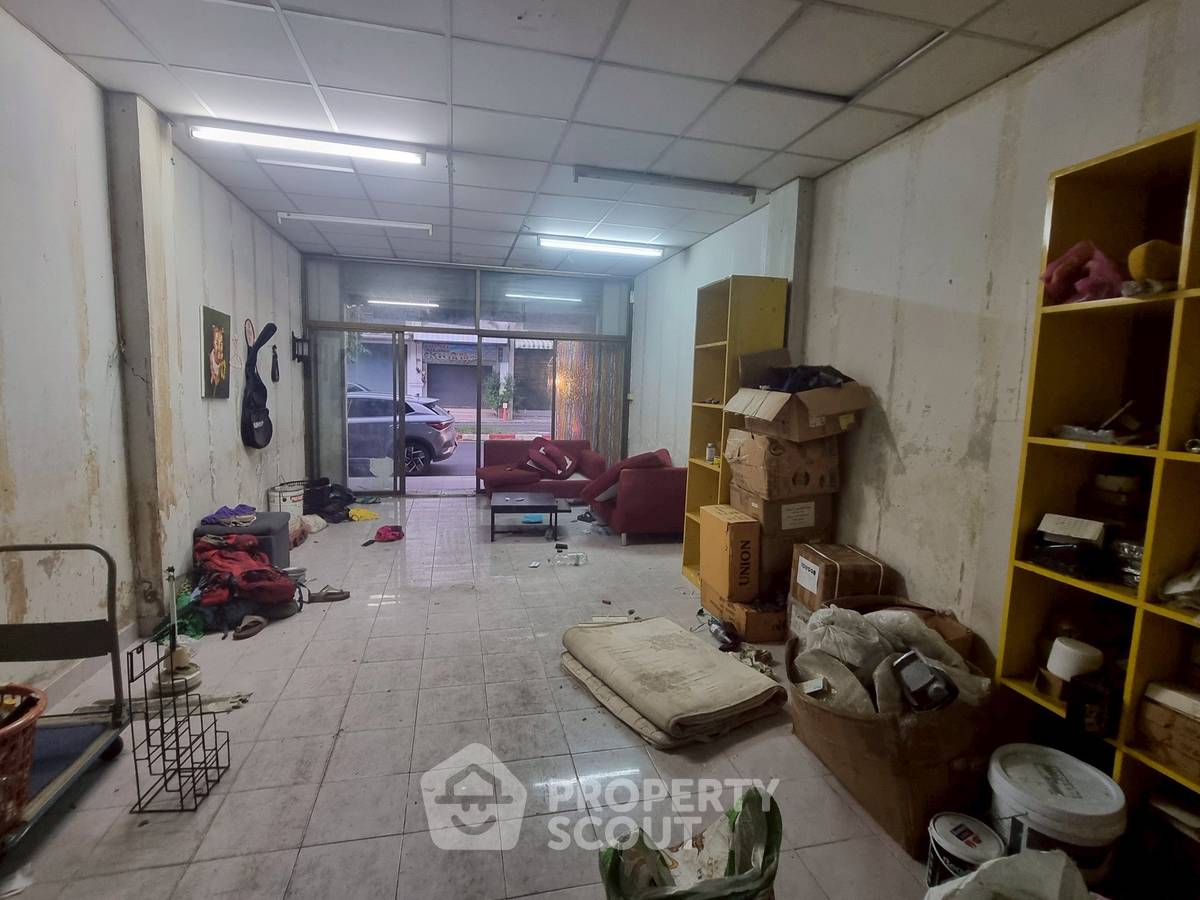 รูป ทาวน์เฮาท์ 2-ห้องนอน ใกล้ MRT คลองบางไผ่ (ID 2092297) - รูปที่ 4/17