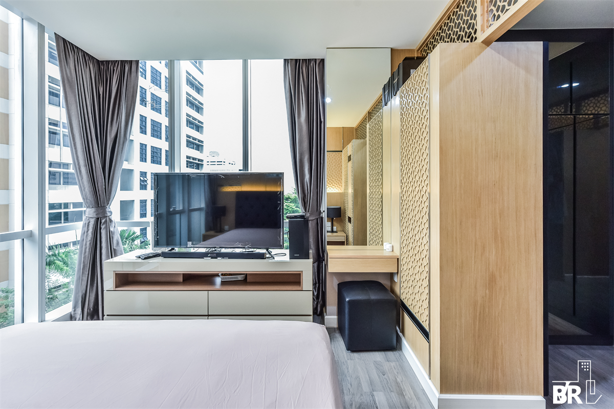 picture The Room Sathorn - TanonPun The Privilege of Luxury in an Economic Hub Location near BTS Surasak - 6/10