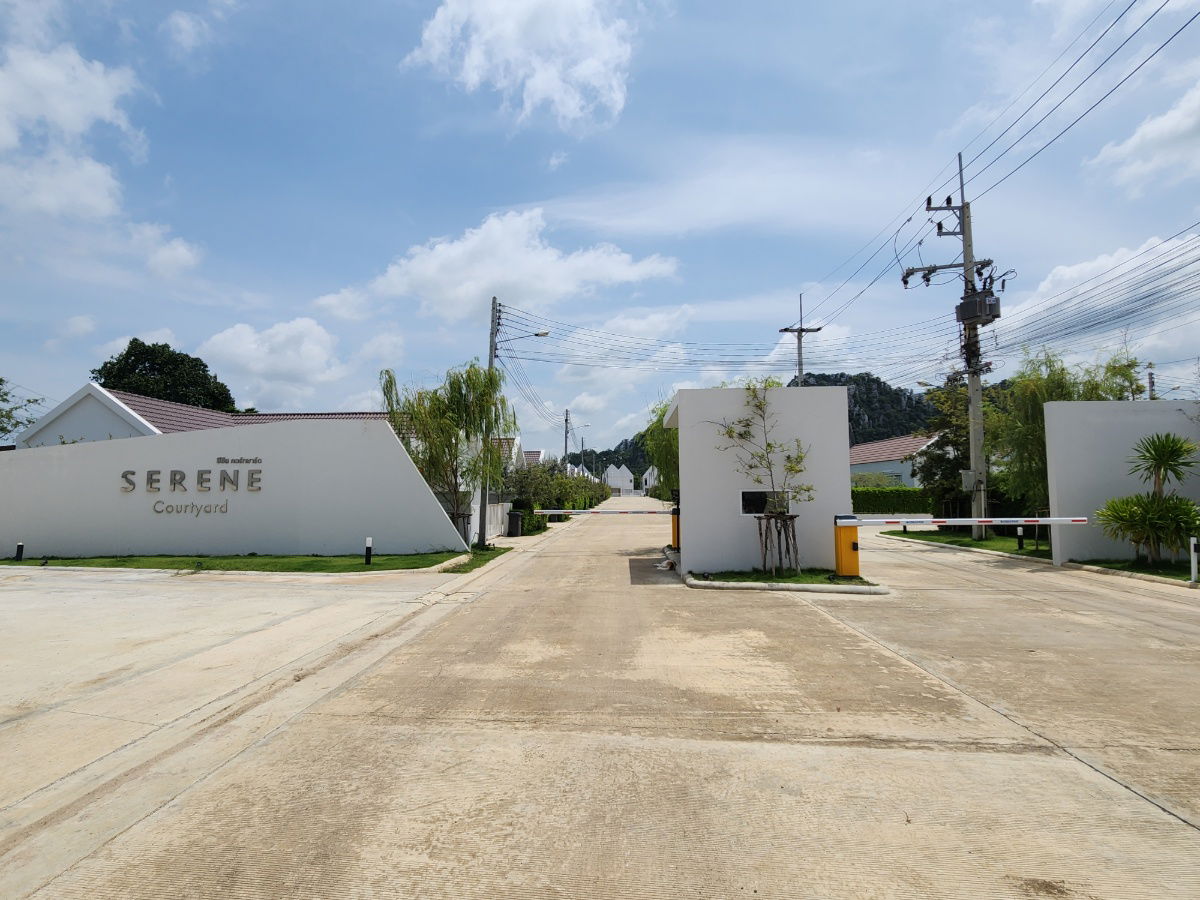 รูป บ้านเดี่ยวมินิมอล วิวเขา-ริมน้ำ • โครงการ ซีรีน คอร์ทยาร์ด ( Serene Courtyard ) แก่งคอย สระบุรี บ้านใหม่พร้อมอยู่ บรรยากาศรีสอร์ท - รูปที่ 4/22